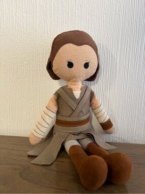 Star Wars Disney world galaxy edge Rey doll